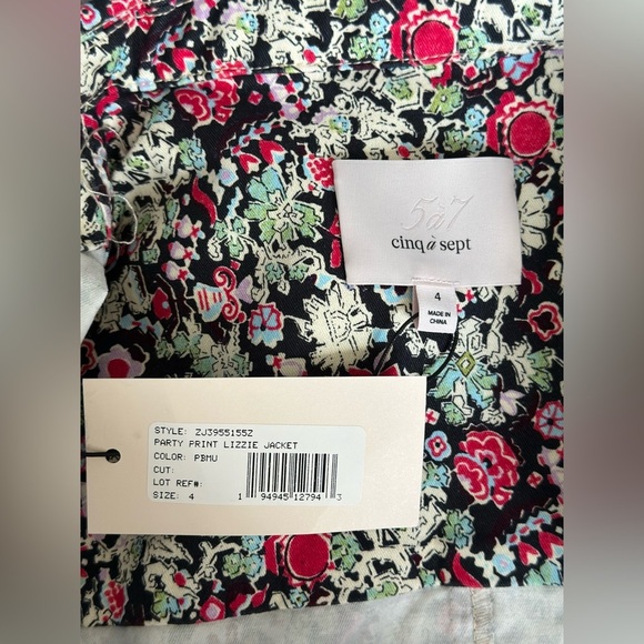 NWT Cinq à Sept Floral Denim Lizzie Jacket. Size 4. - Picture 7 of 9